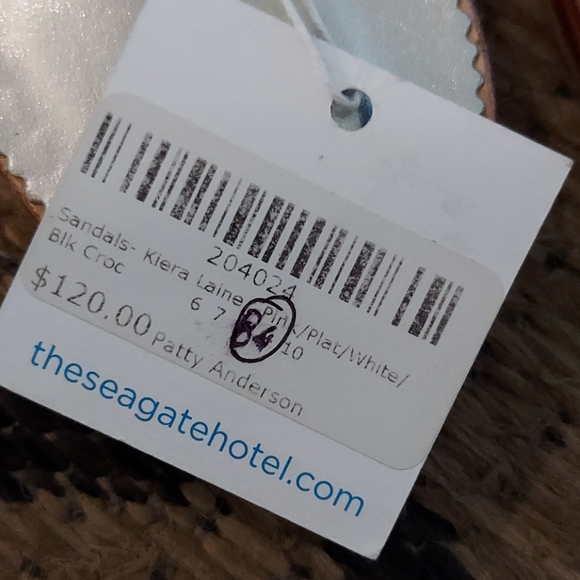 Sandals - Picture 2 of 3